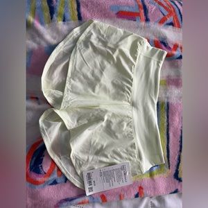 Lululemon, speed up shorts, size 4 BRAND NEW